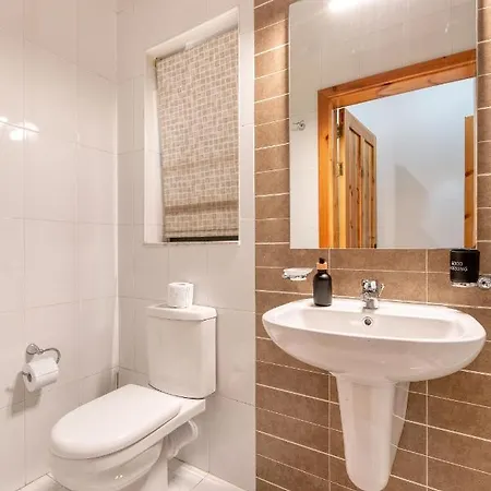 Wonderful, Designer 2br With Large Sofa & Tv By 360 Estates * Saint Julian's