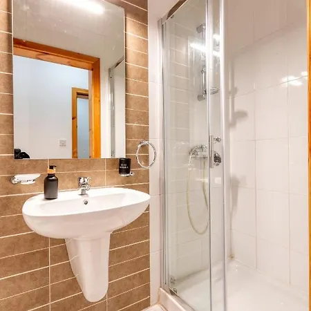 Wonderful, Designer 2br With Large Sofa & Tv By 360 Estates * San Ġiljan