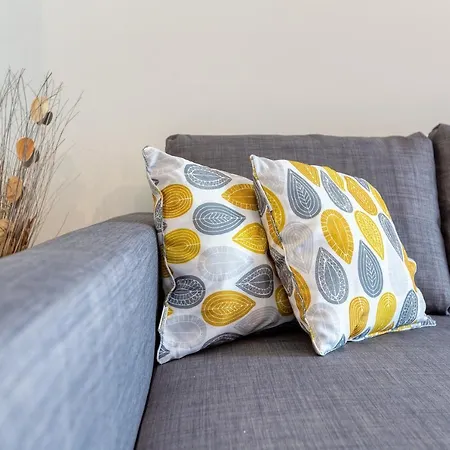 Wonderful, Designer 2br With Large Sofa & Tv By 360 Estates San Ġiljan